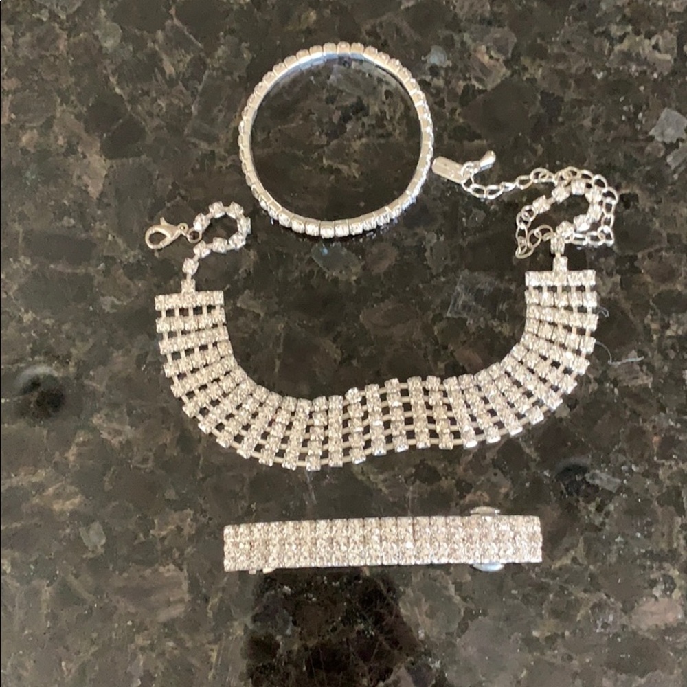 3 piece jewel set
